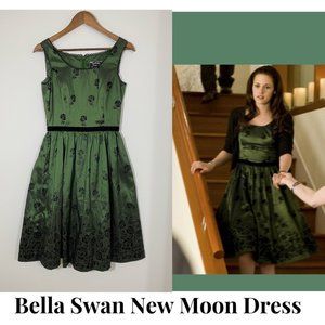 LIKE NEW BELLA SWAN NEW MOON DRESS